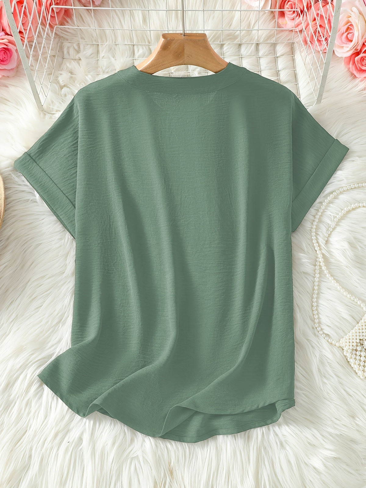 Oliva | Blusa dalla vestibilità morbida con scollo a V (2 acquistati, 1 in OMAGGIO)