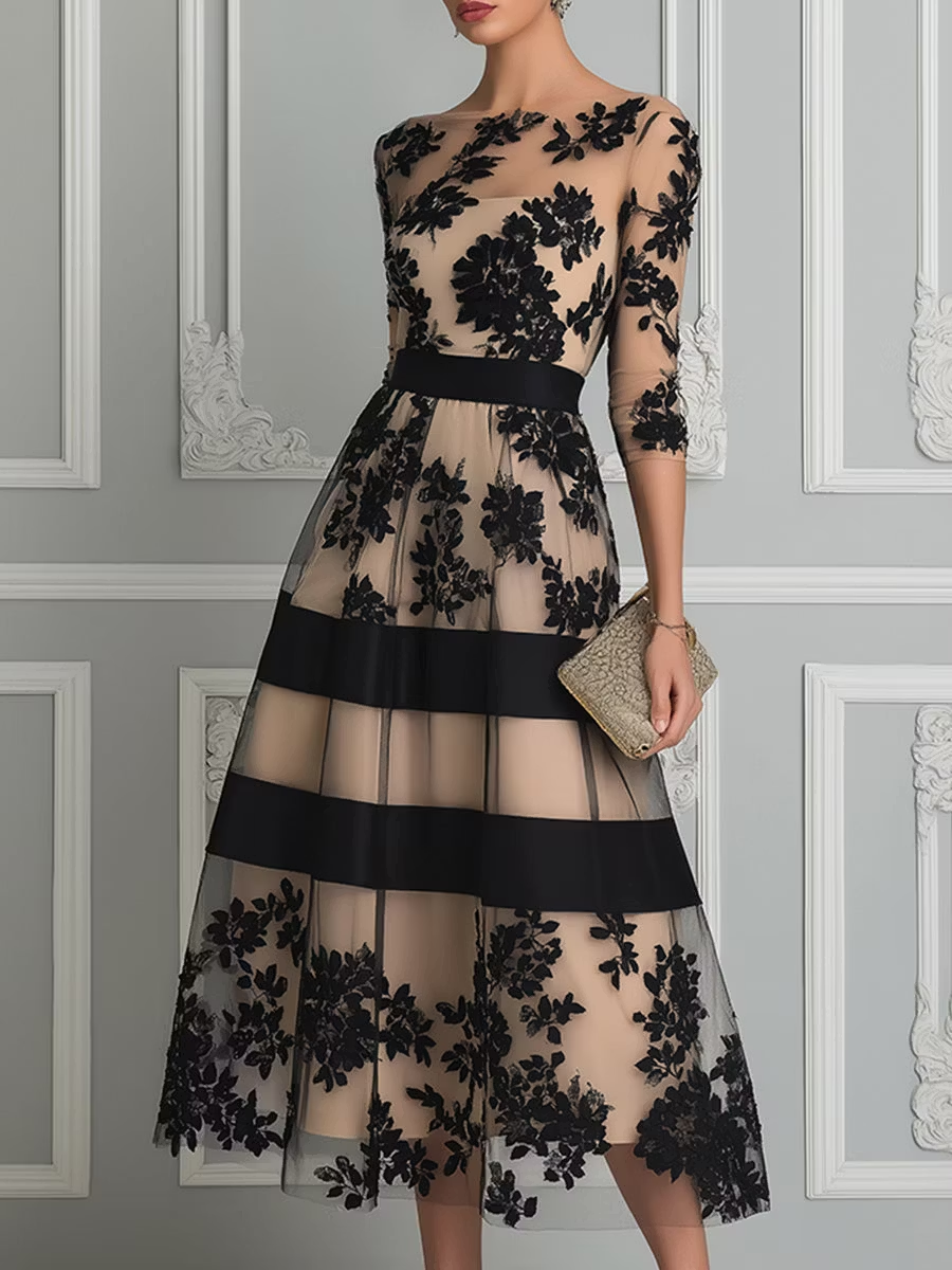 Vestido Midi Línea Elegante en Encaje Negro